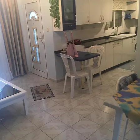Charoula Apartments, Asprovalta