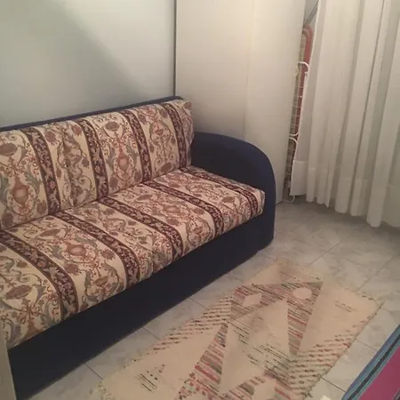 Charoula Apartments, Apartamento *